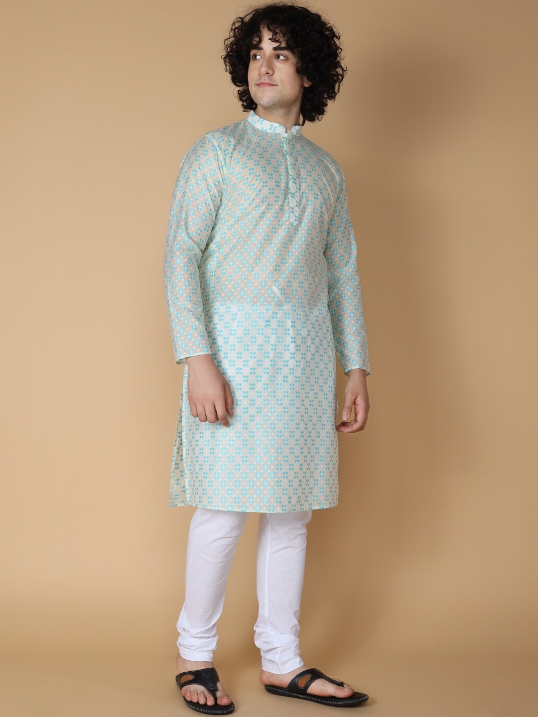 

NAMASKAR Men White Regular Pure Cotton Kurta with Churidar