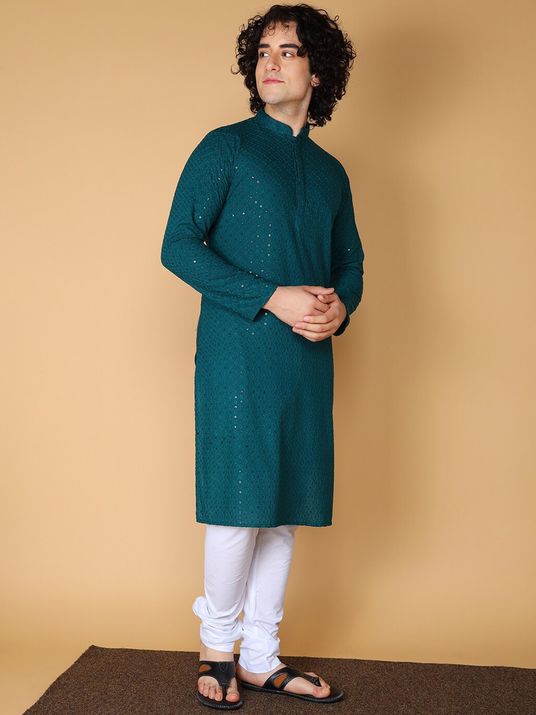 

NAMASKAR Chikankari Embroidered Sequinned Kurta With Churidar, Green