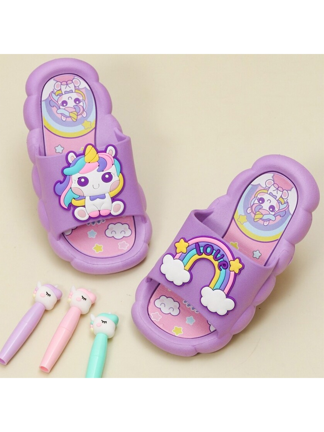 

Yellow Bee Girls Unicorn & Rainbow Applique Rubber Sliders, Purple