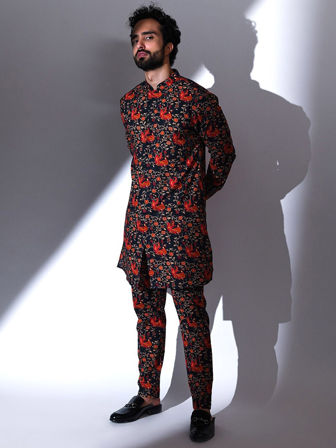 

Be Desi Floral Printed Mandarin Collar Straight Pure Cotton Kurta, Black