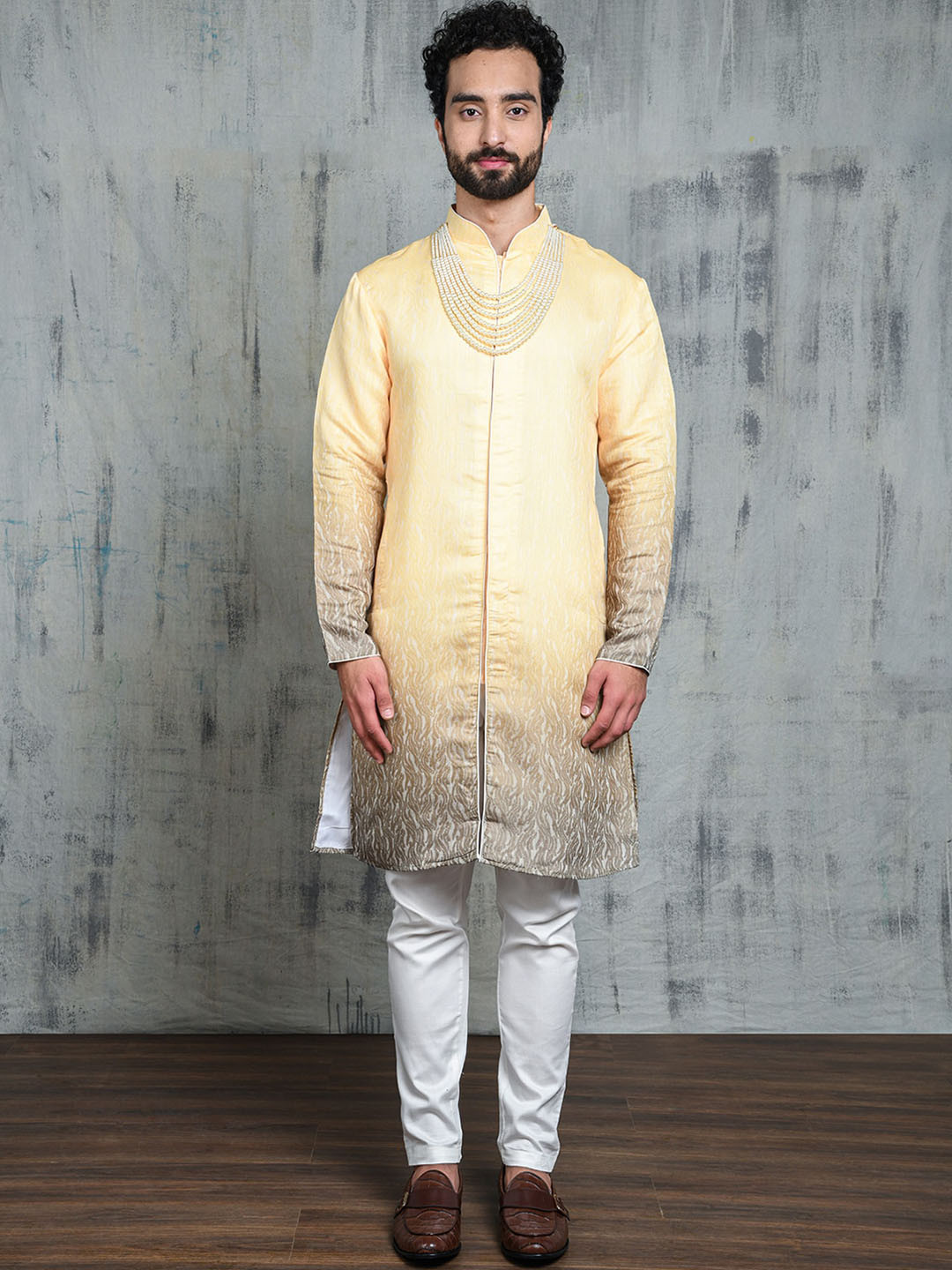 

Be Desi Abstract Printed Mandarin Collar Jacquard Kurta, Yellow