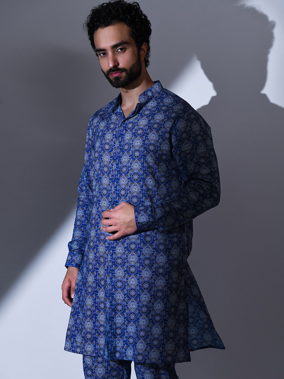 

Be Desi Ethnic Printed Straight Kurta, Blue