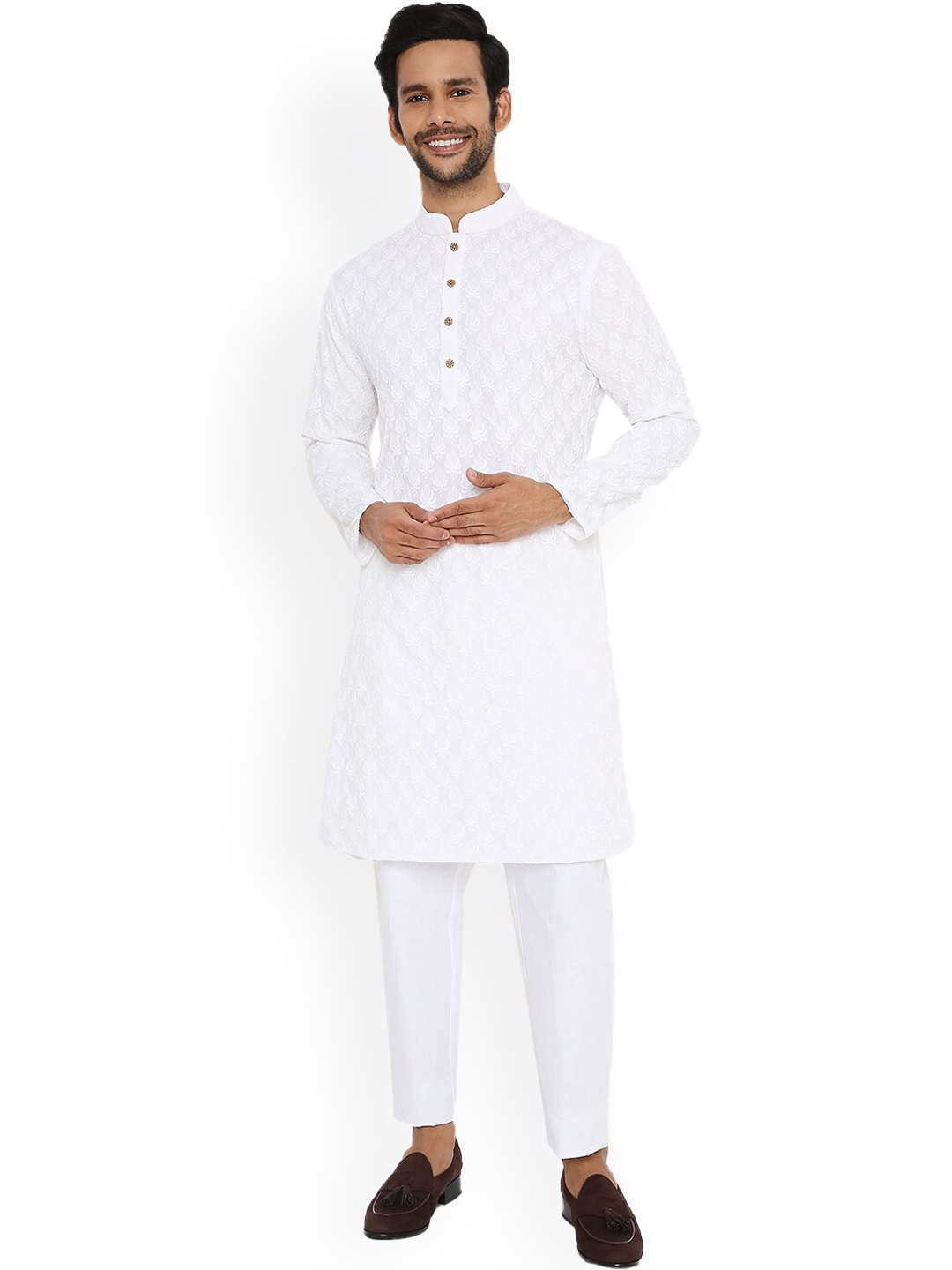 

Be Desi Men White Thread Work Georgette Kurta