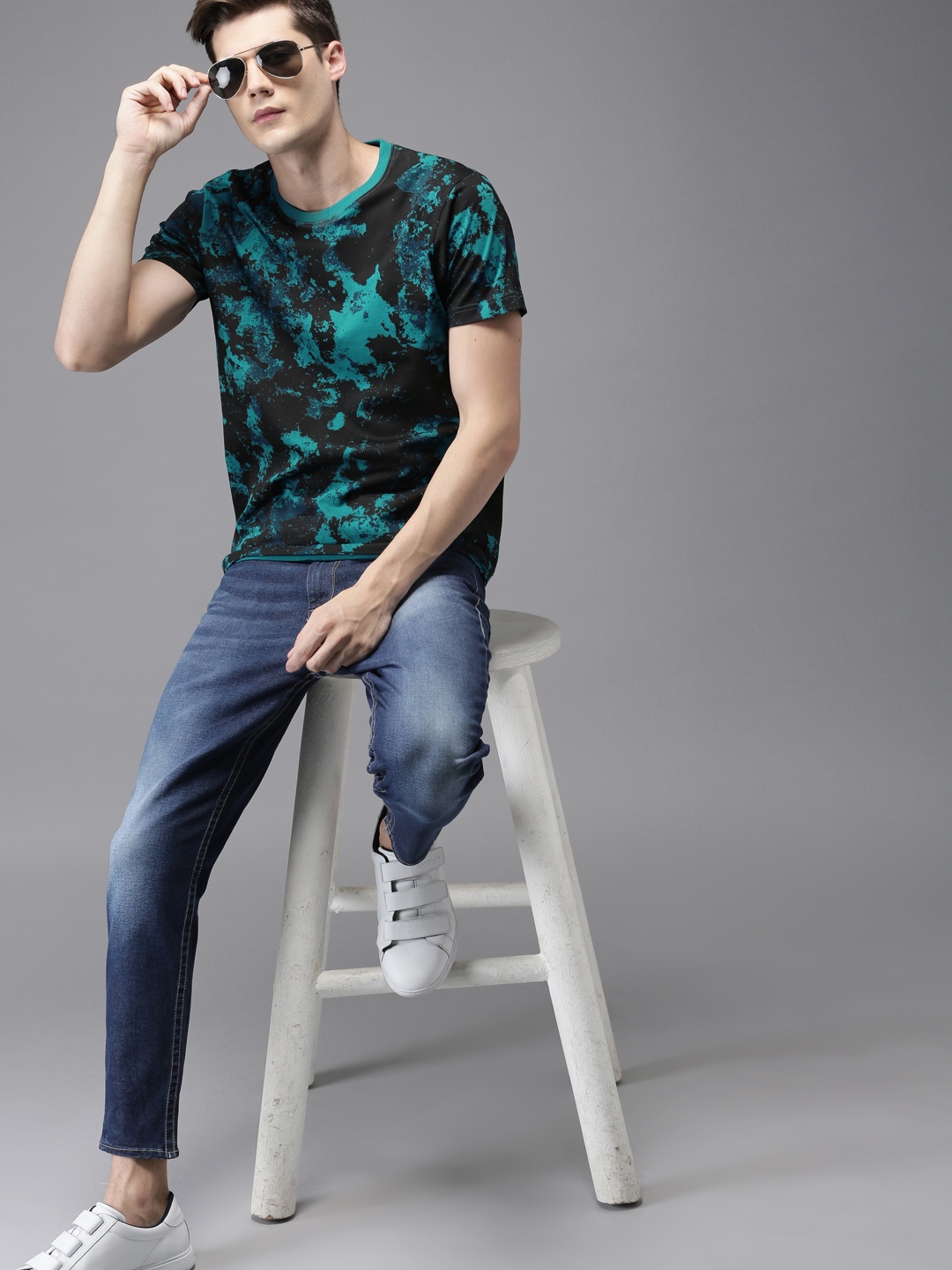 

Moda Rapido Men Teal Blue Printed Round Neck Pure Cotton T-shirt