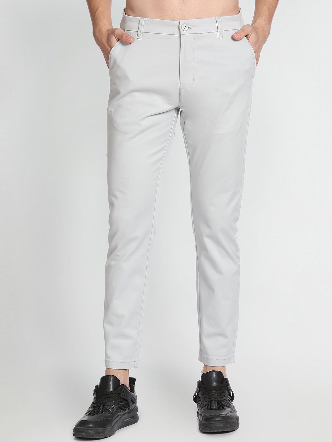 

Flying Machine Men Tapered Fit Mid-Rise Plain Cotton Trousers, Grey