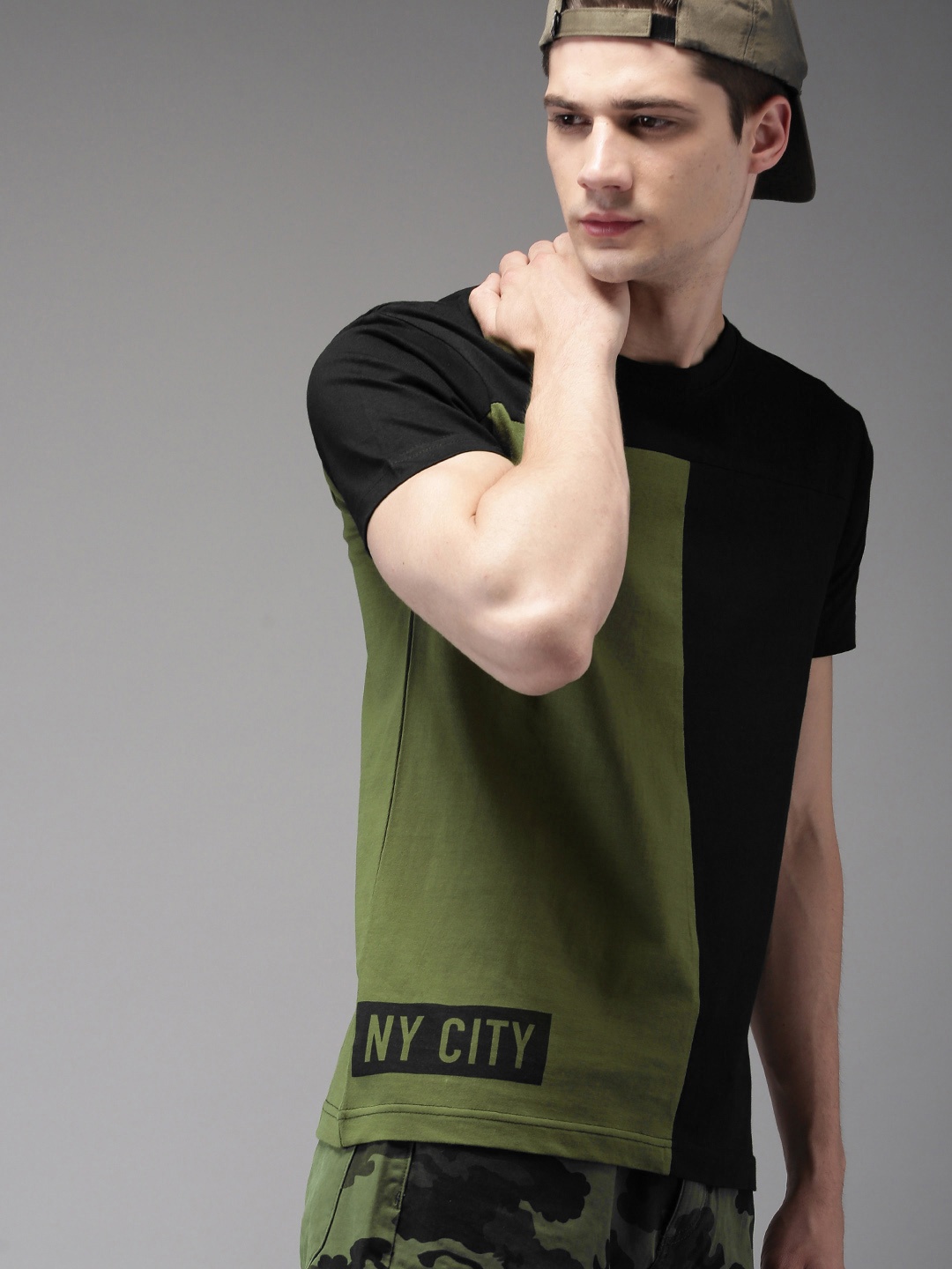 

Moda Rapido Men Olive Green Black Colourblocked Round Neck Pure Cotton T-shirt