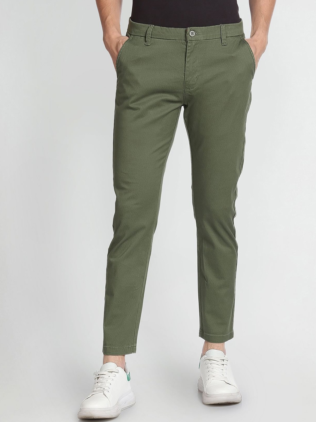 

Flying Machine Men Tapered Fit Chinos Trousers, Olive