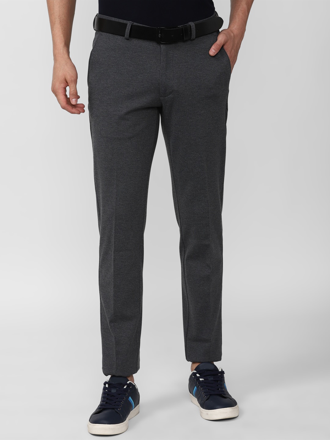 

Van Heusen Sport Men Slim Fit Casual Trousers, Grey