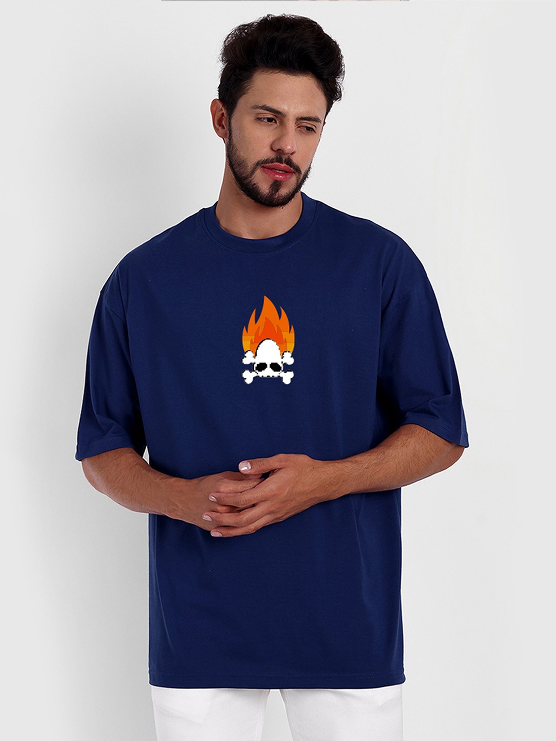 

Bloopers Store Men Navy Blue Printed Applique Loose T-shirt