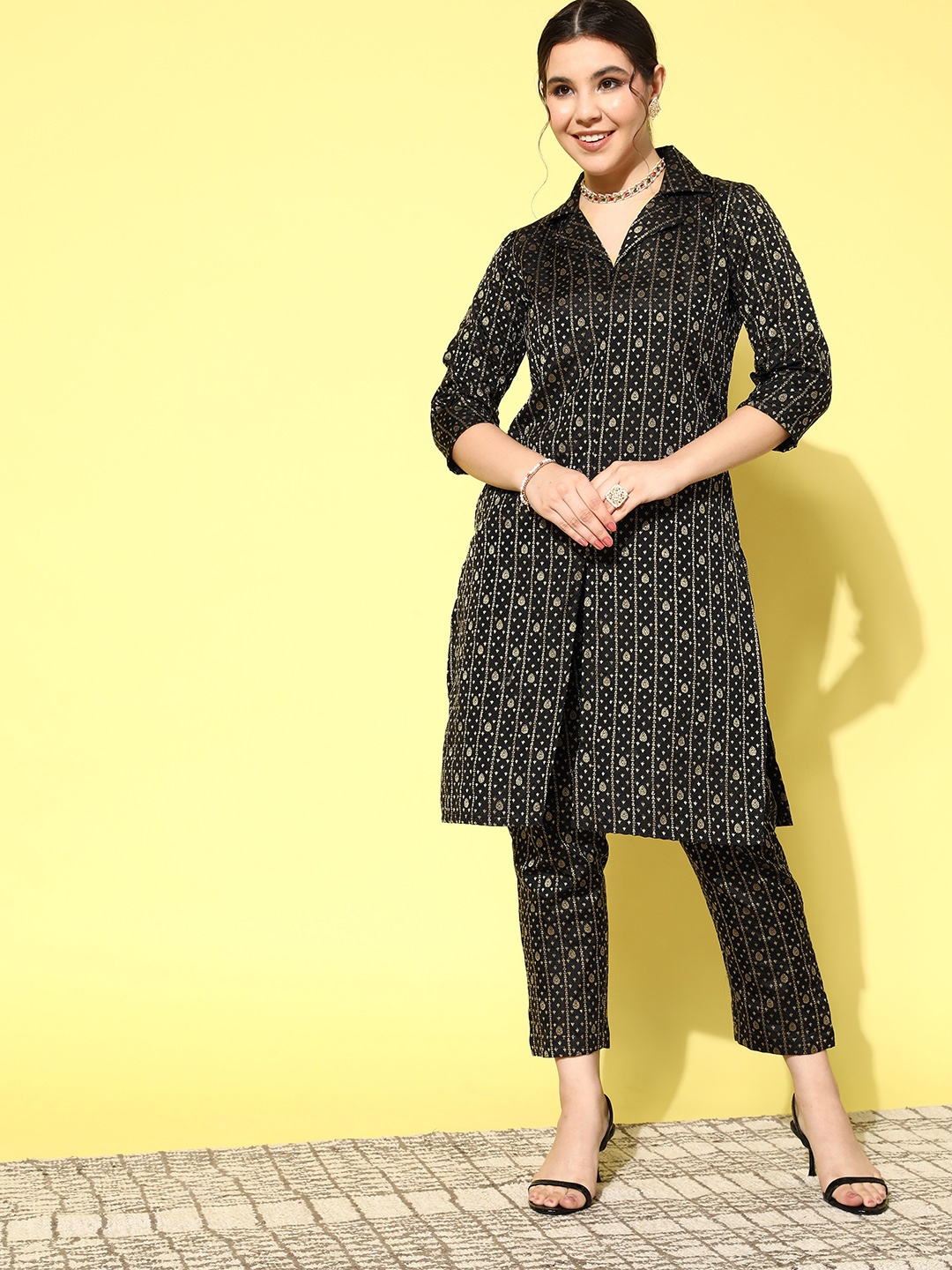 

Sangria Woven Design Brocade Kurta with Trousers, Black