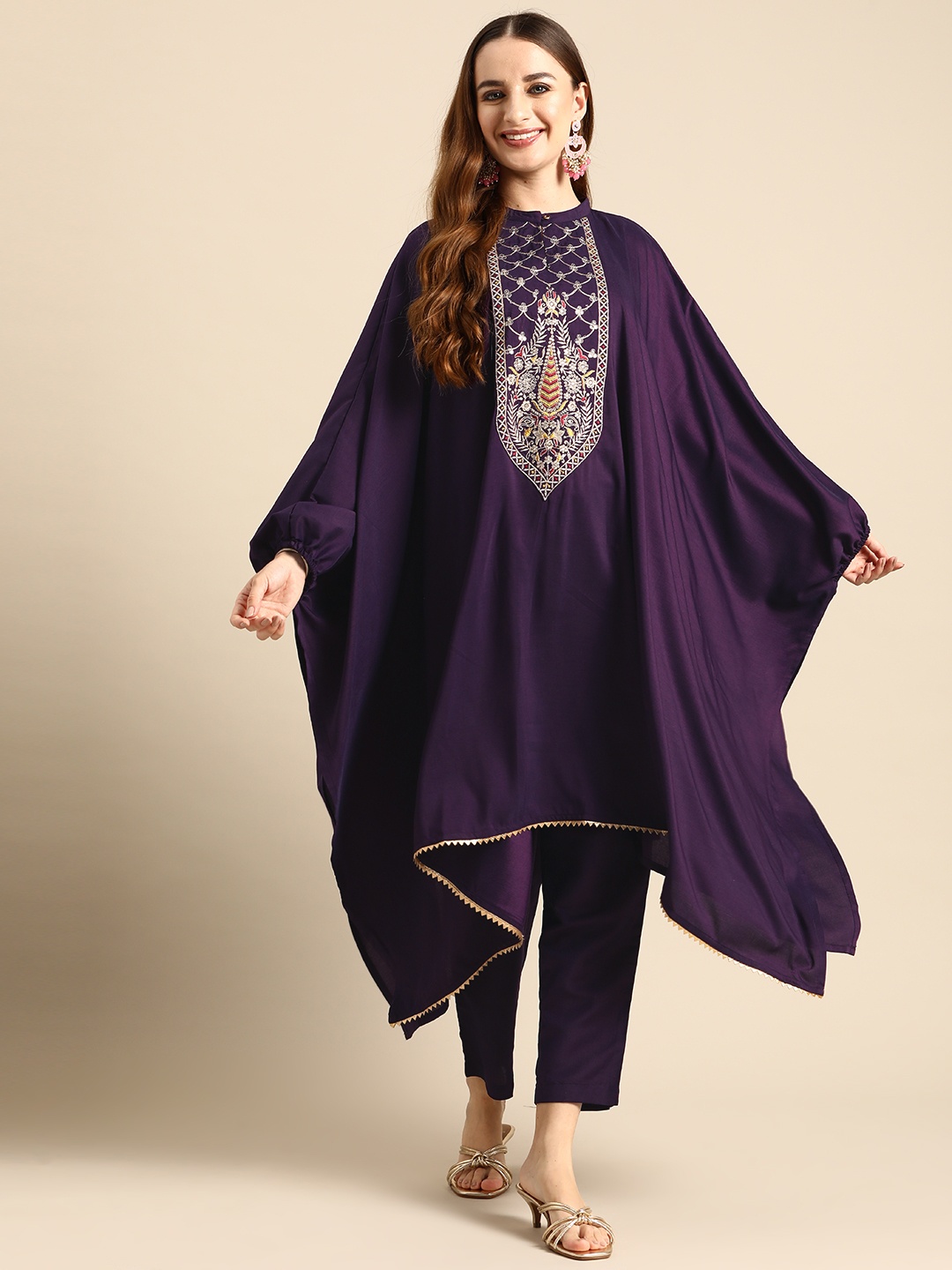 

Sangria Ethnic Motifs Zari Embroidered Kaftan Kurta with Trousers, Purple