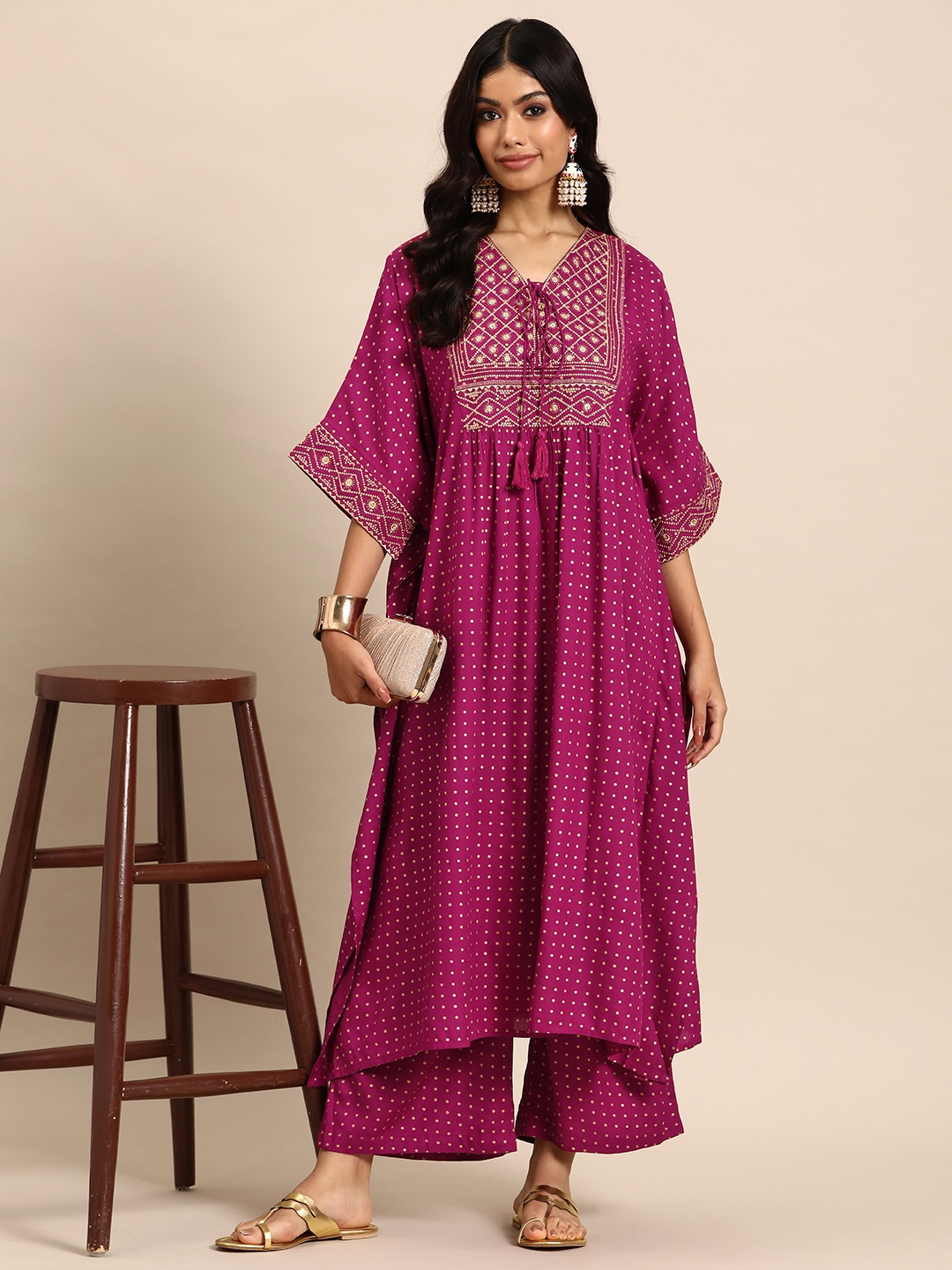 

Sangria Printed Pleated Thread Work Kurta with Palazzos, Purple