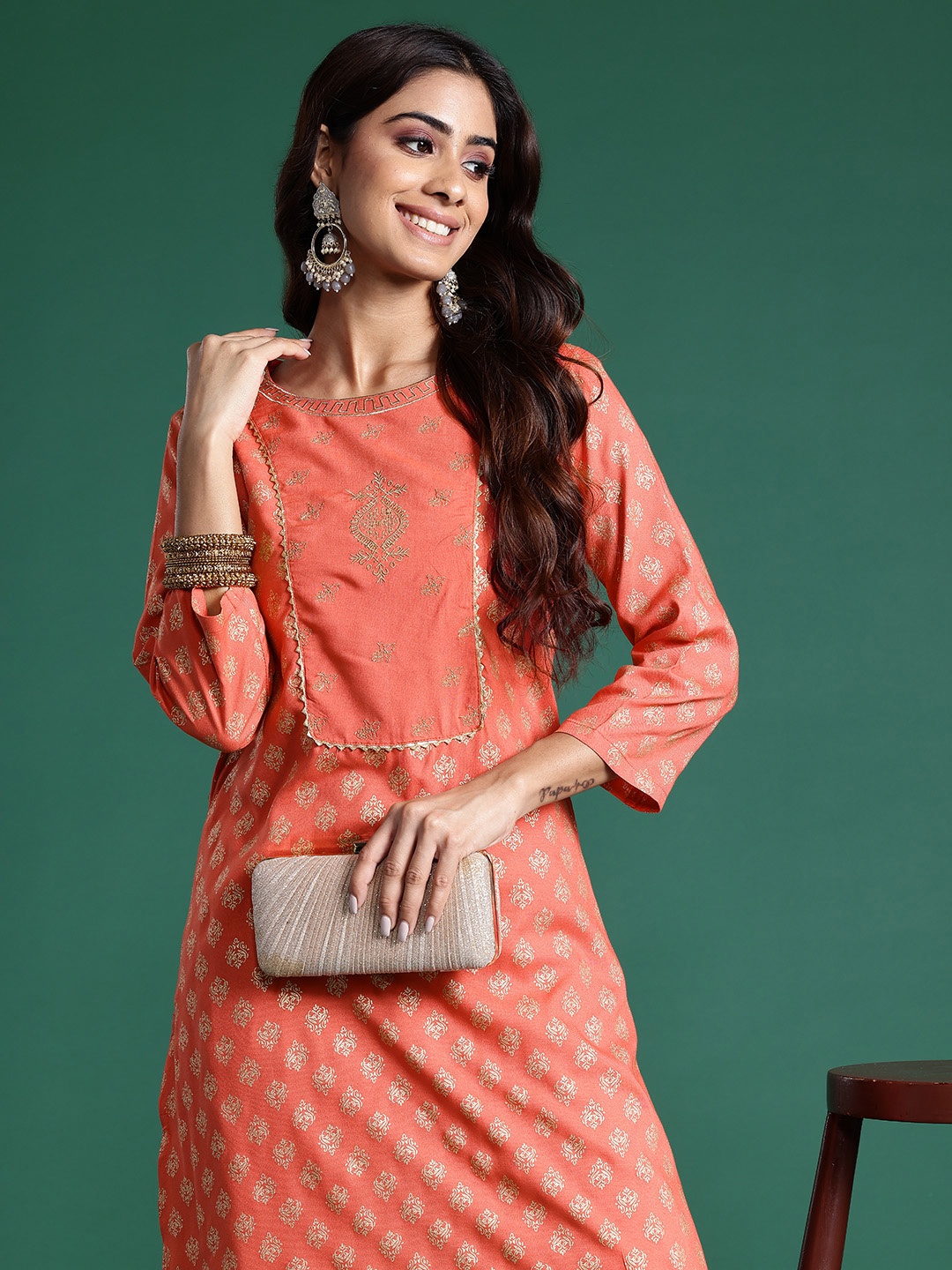 

Sangria Ethnic Motifs Printed Straight Kurta, Orange