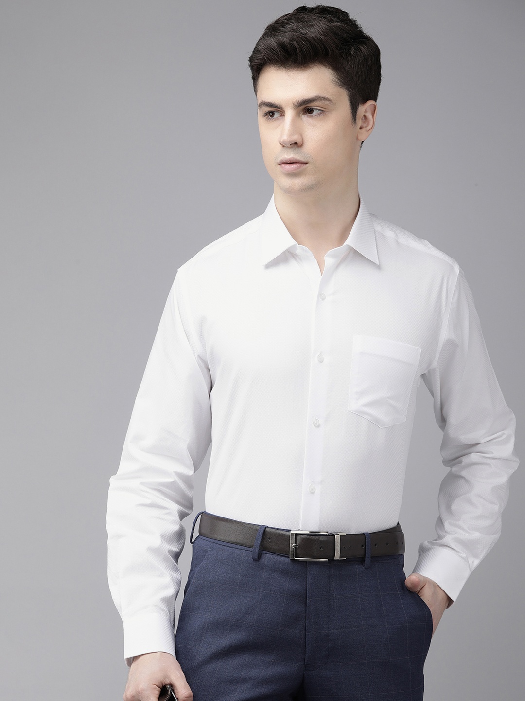 

Van Heusen Men Opaque Formal Shirt, White