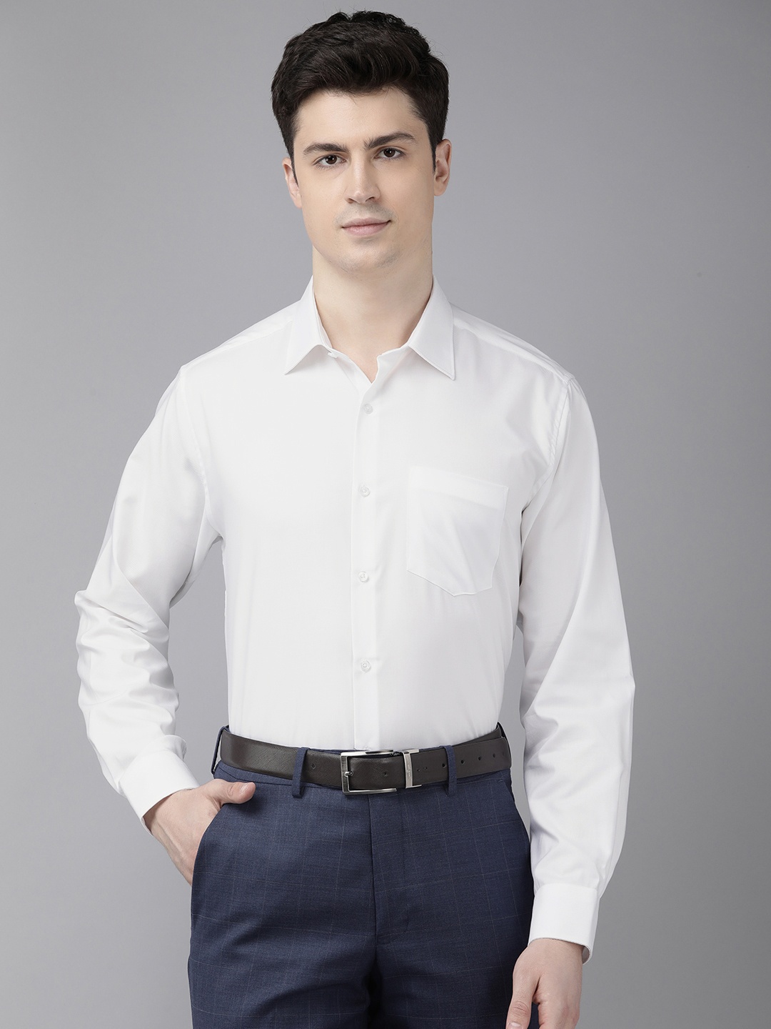 

Van Heusen Men Opaque Formal Shirt, White