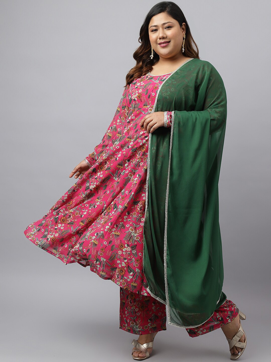 

Janasya Plus Size Floral Printed Gotta Patti Kurta With Palazzos & Dupatta, Pink