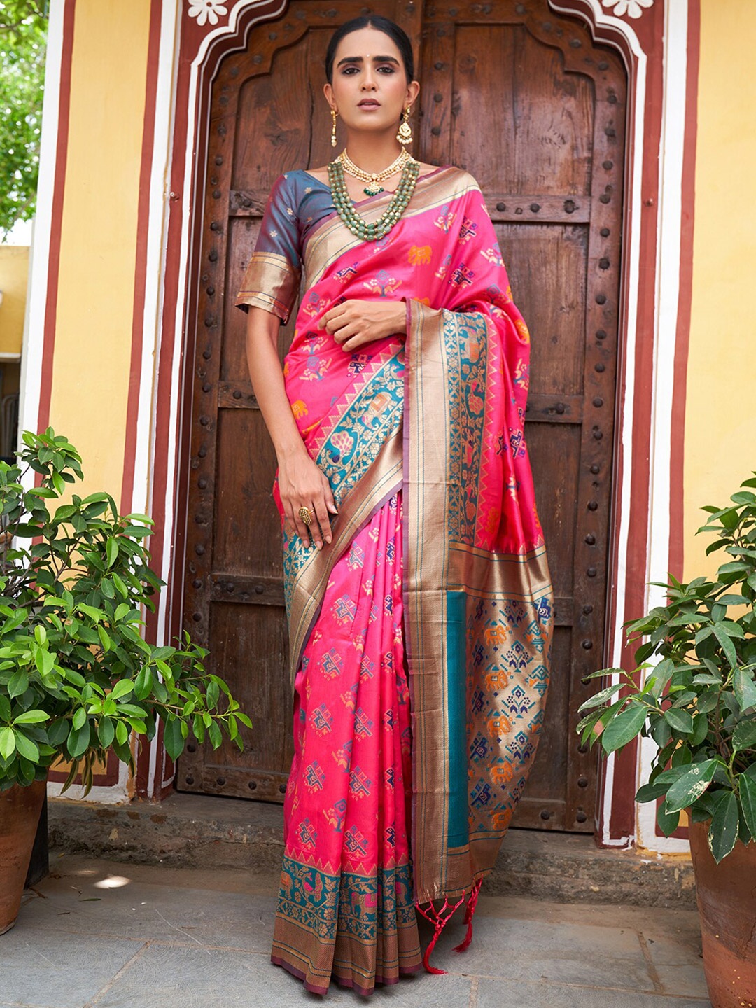 

Janasya Pink & Blue Ethnic Motifs Woven Design Zari Silk Cotton Patola Saree