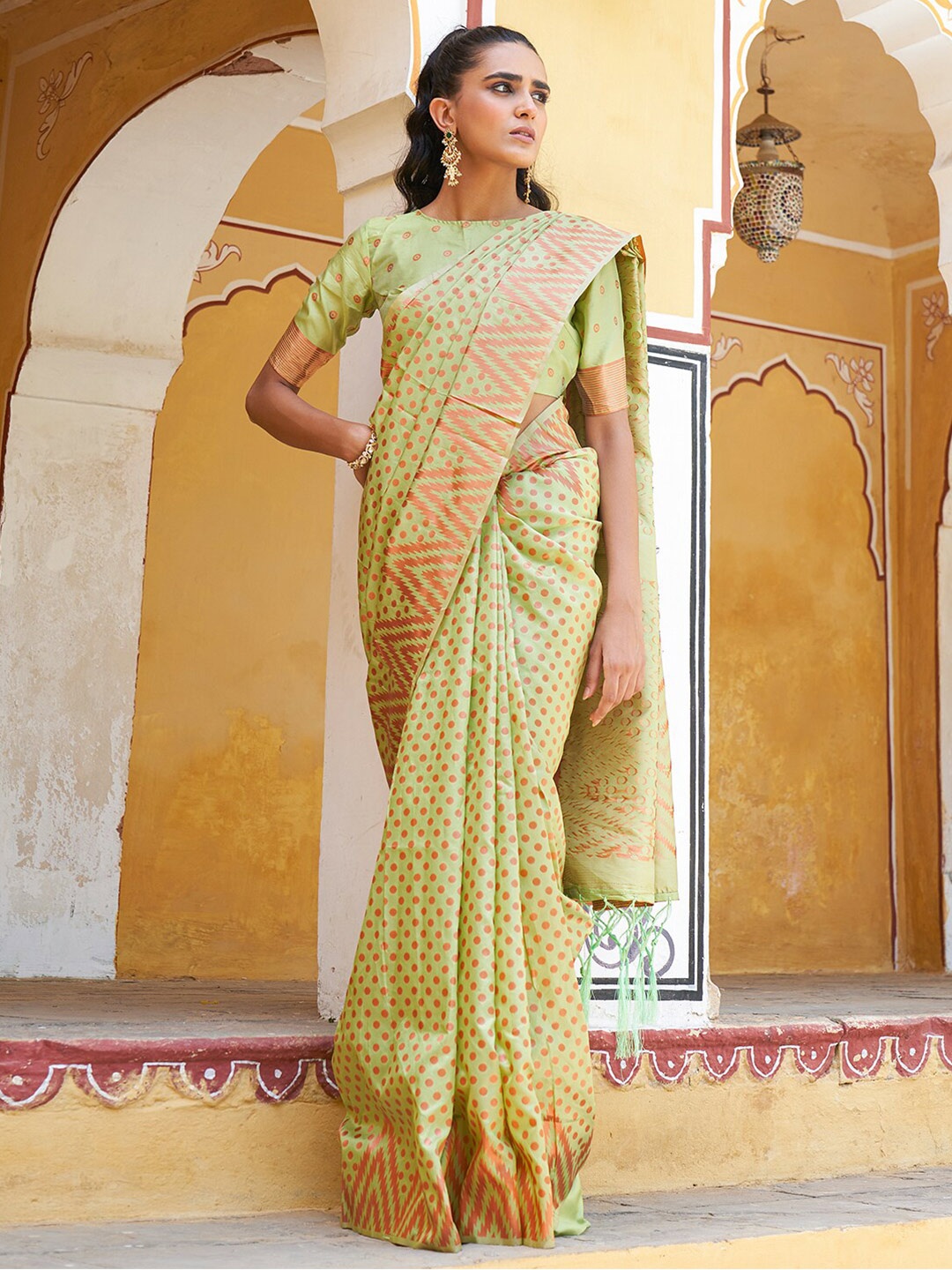 

Janasya Polka Dots Printed Zari Silk Blend Saree, Green