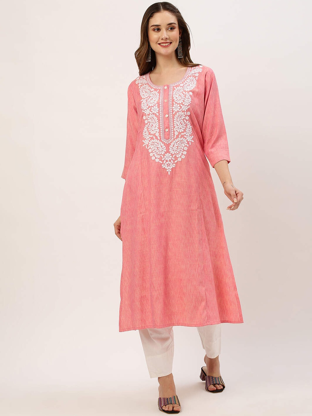 

ZOLA Peach Ethnic Motifs Yoke Design Chikankari Straight Kurta
