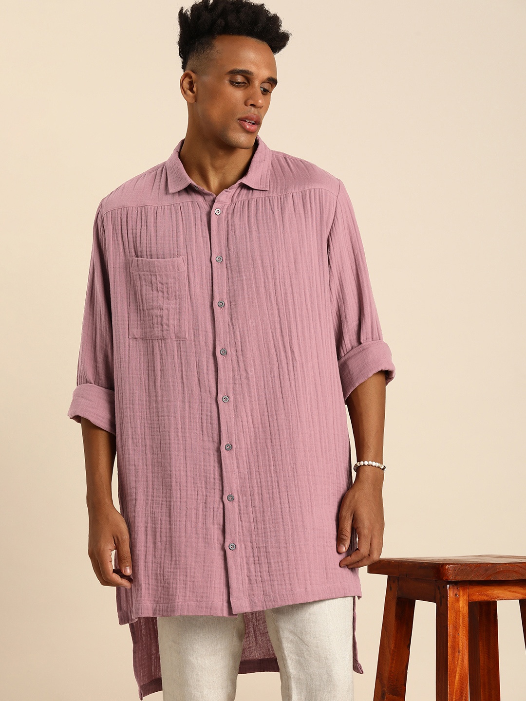 

Sangria Men Solid Straight Kurta, Mauve