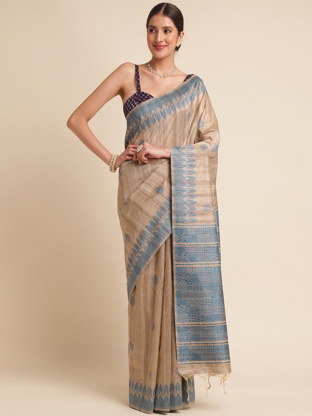 

VISHNU WEAVES Ethnic Motifs Printed Jute Silk Tussar Saree, Beige