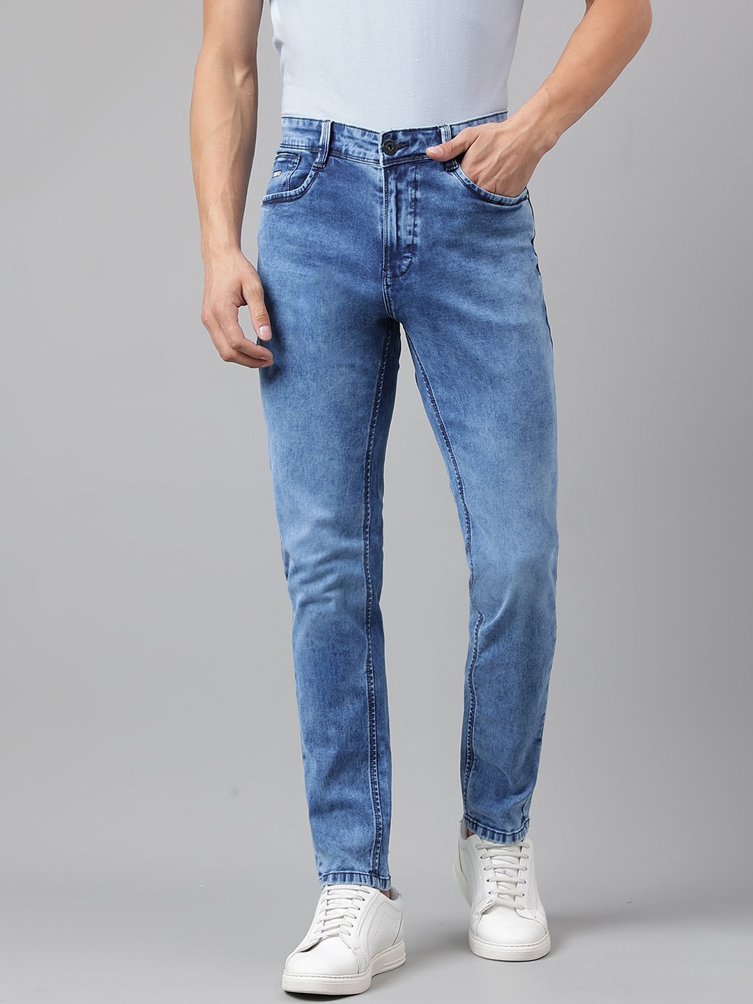 

Code 61 Men Skinny Fit Mid-Rise Light Fade Clean Look Stretchable Jeans, Blue