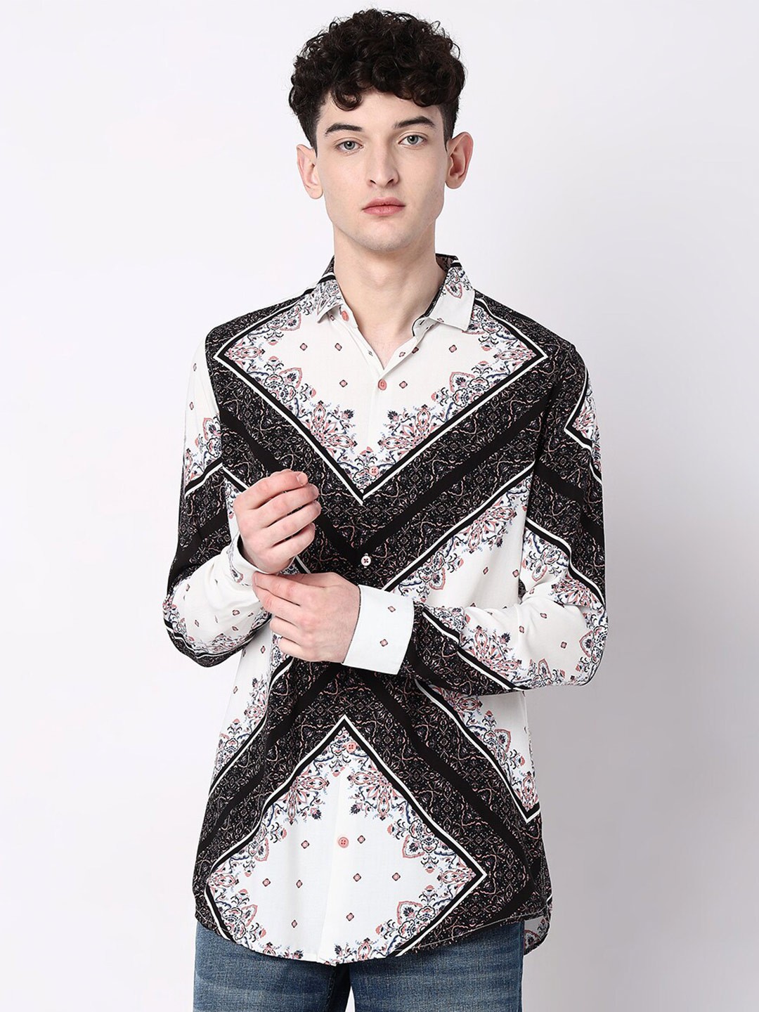 

7Shores Classic Ethnic Printed Casual Shirt, White