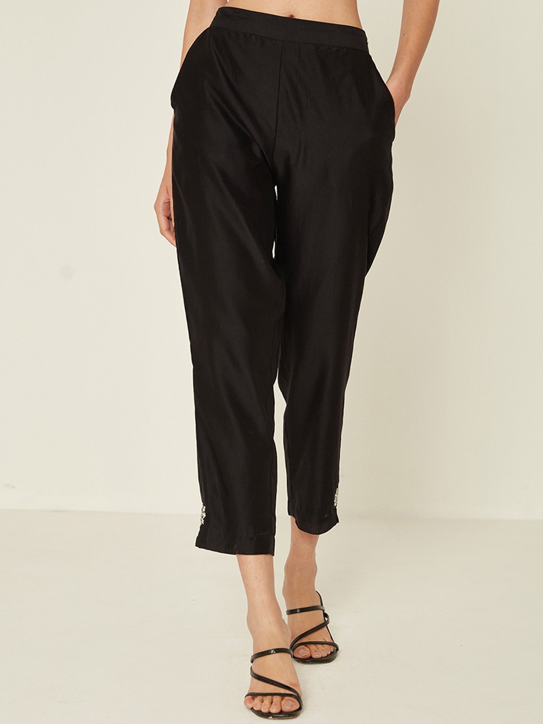 

Ancestry Women Black Trousers