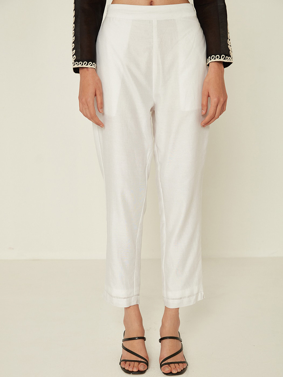 

Ancestry Women Off White Slim Fit Trousers