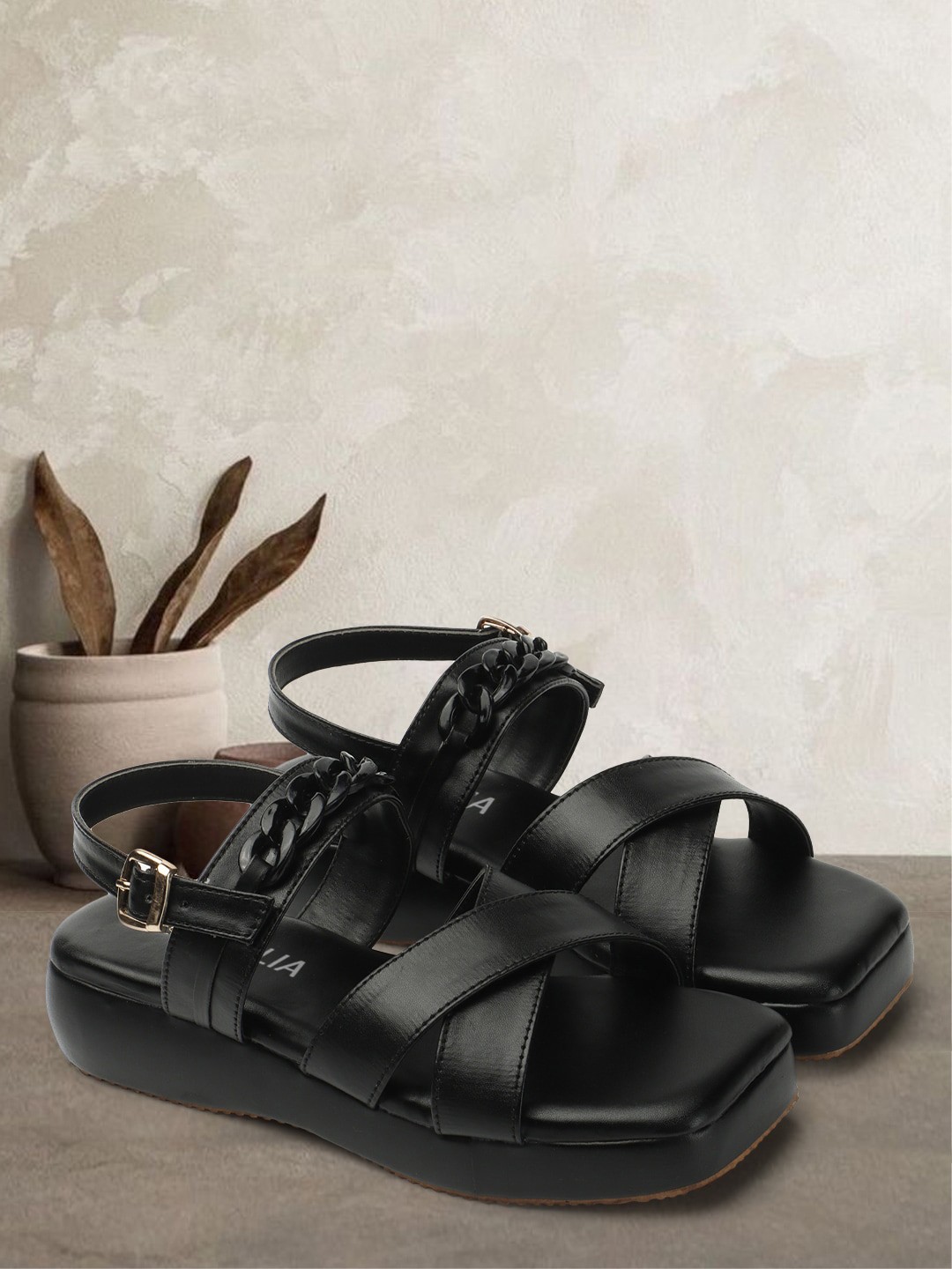

OPHELIA Cross Strap Embellished Open Toe Flats With Buckle Closure, Black