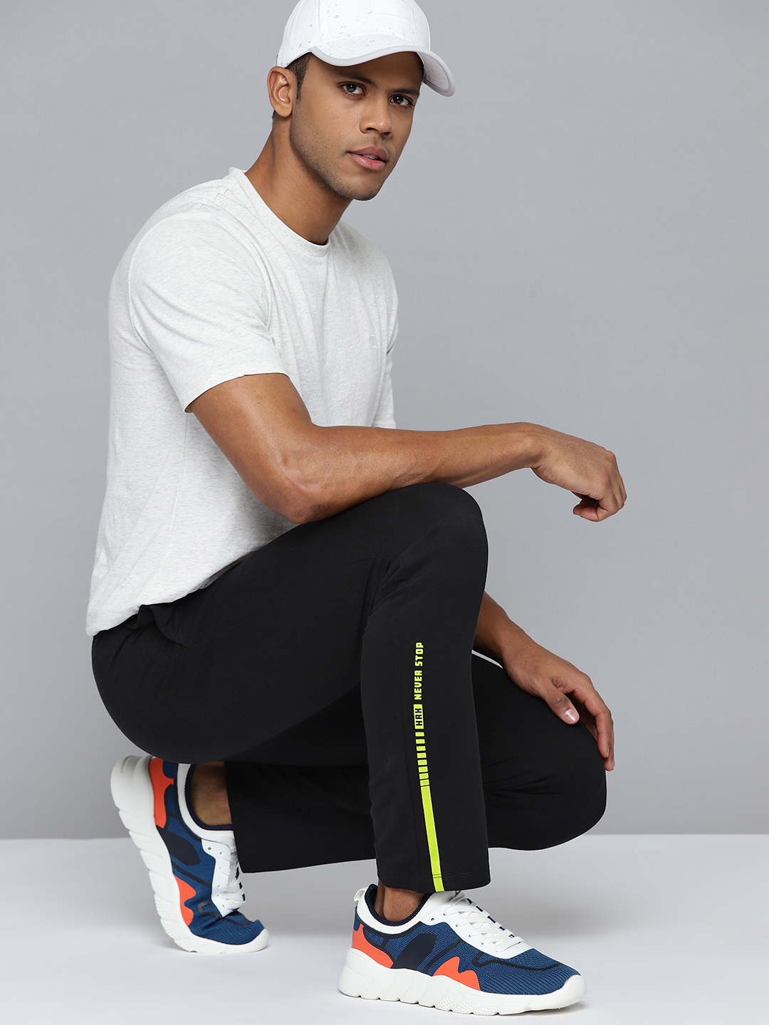 

HRX by Hrithik Roshan Men Solid Track Pants, Black