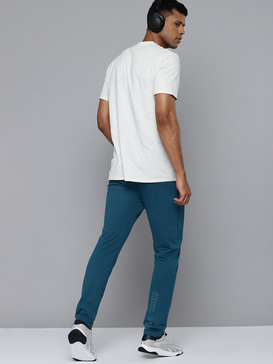 

HRX by Hrithik Roshan Men Solid Track Pants, Teal