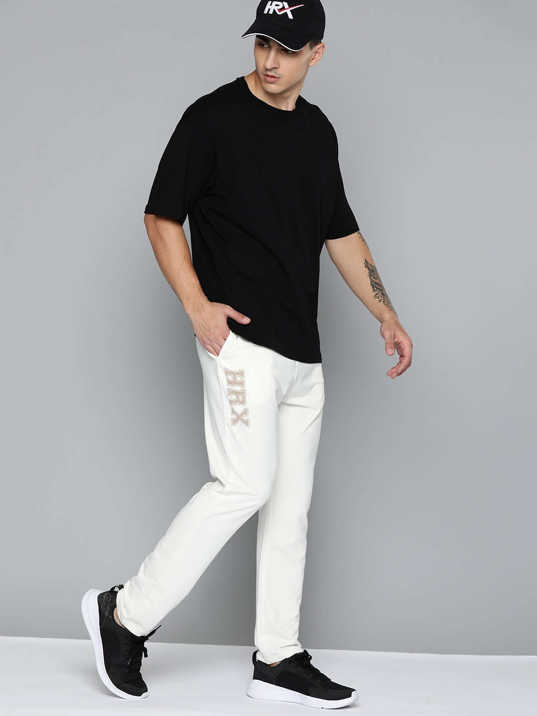 

HRX by Hrithik Roshan Men Lifestyle Track Pants, White