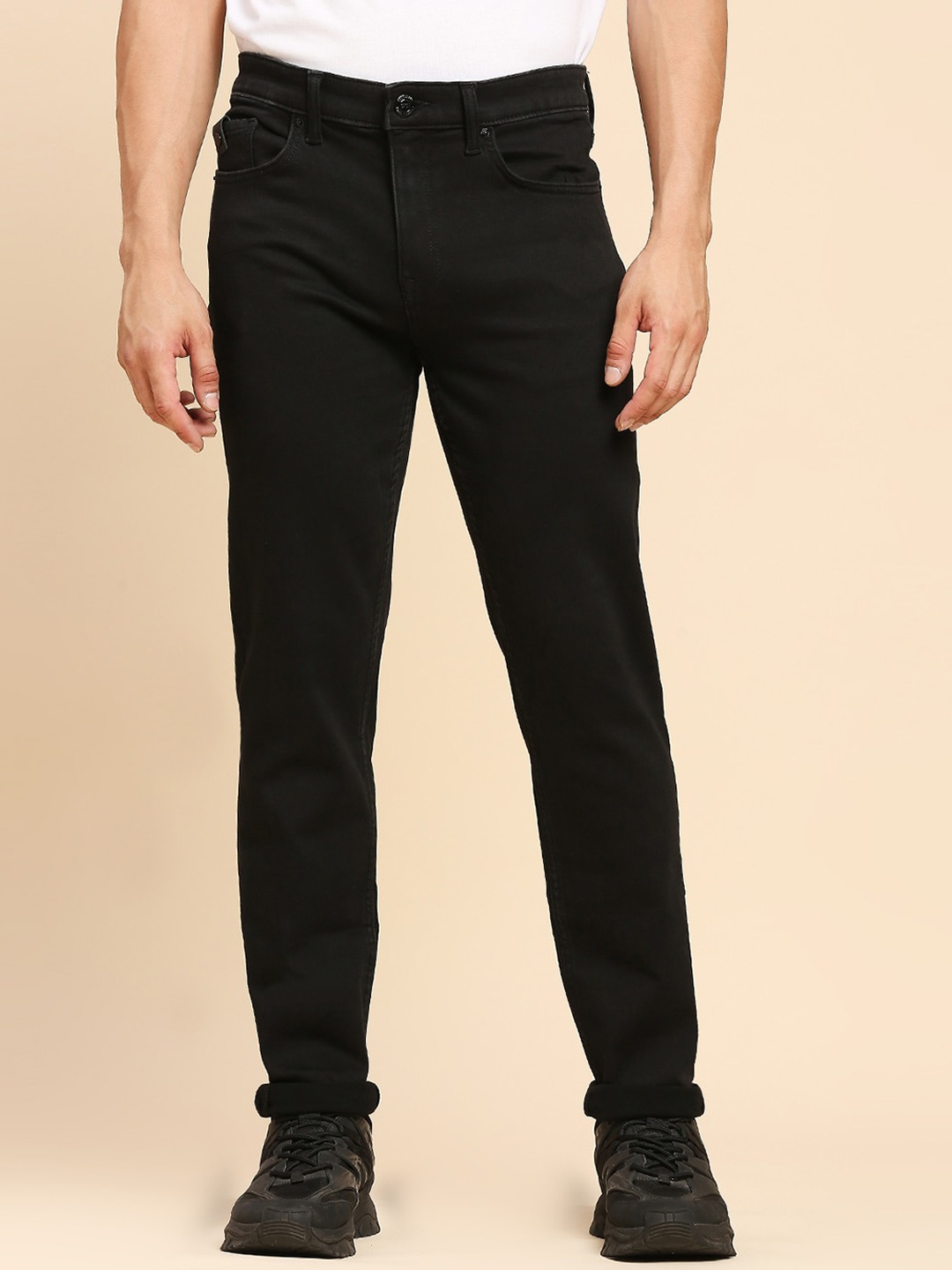 

LOVEGEN Men Slim Fit Mid-Rise Clean Look Cotton Jeans, Black