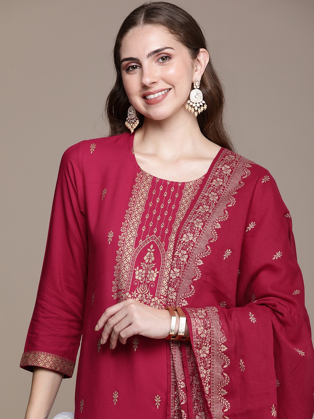 

Anouk Women Ethnic Motifs Printed Regular Kurta with Trousers & With Dupatta, Fuchsia