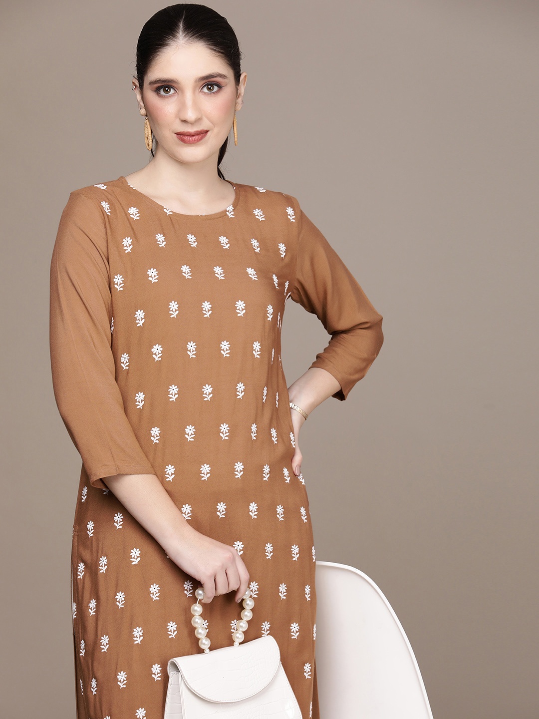 

Anouk Women Floral Embroidered Kurta, Brown