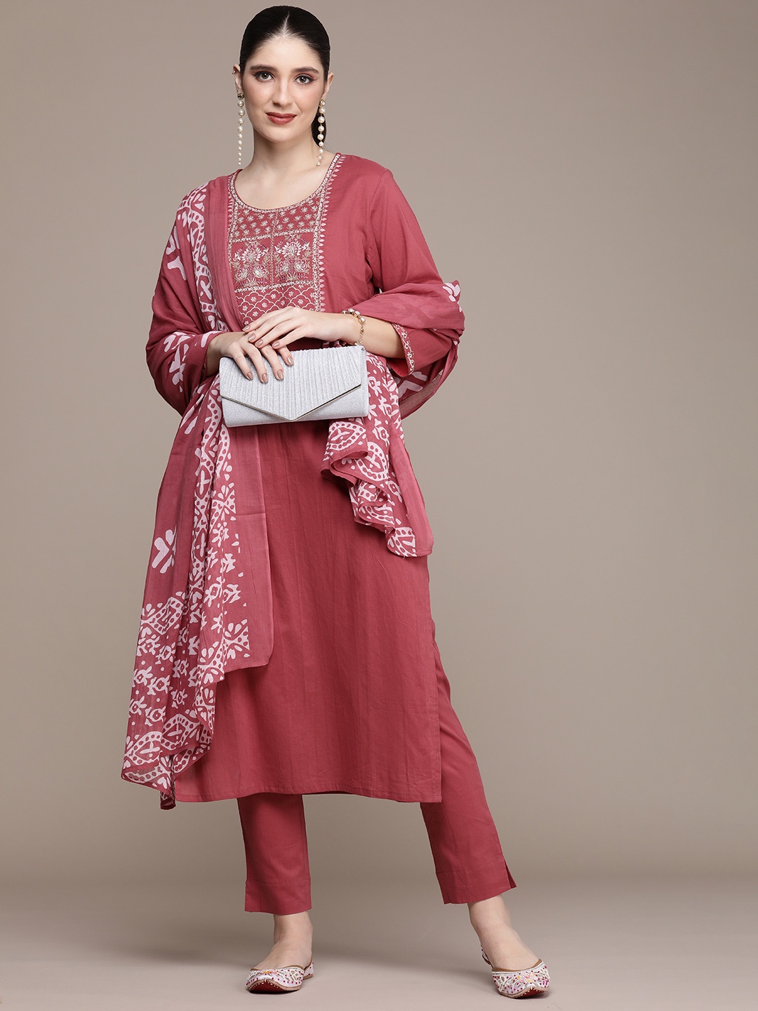 

Anouk Women Ethnic Motifs Embroidered Pure Cotton Kurta with Trousers & With Dupatta, Maroon