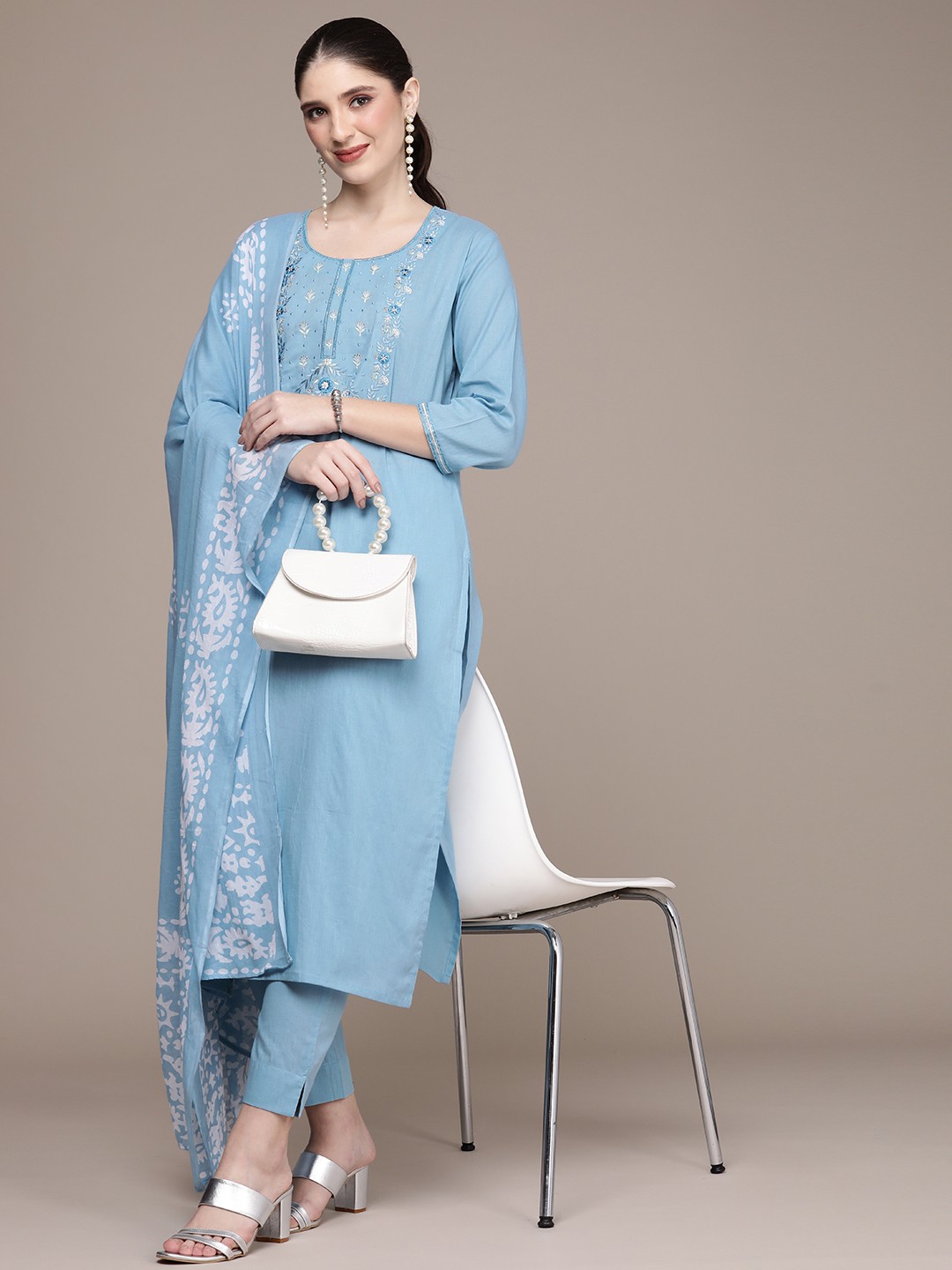 

Anouk Women Floral Embroidered Regular Pure Cotton Kurta with Trousers & With Dupatta, Blue