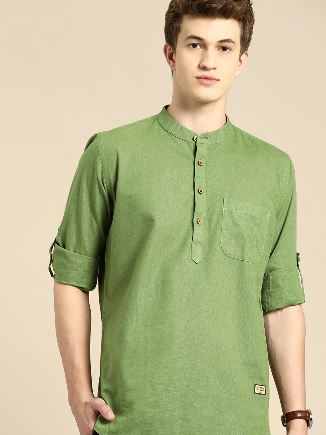 

DENNISON Men Mandarin Collar Roll-Up Sleeves Kurta, Green