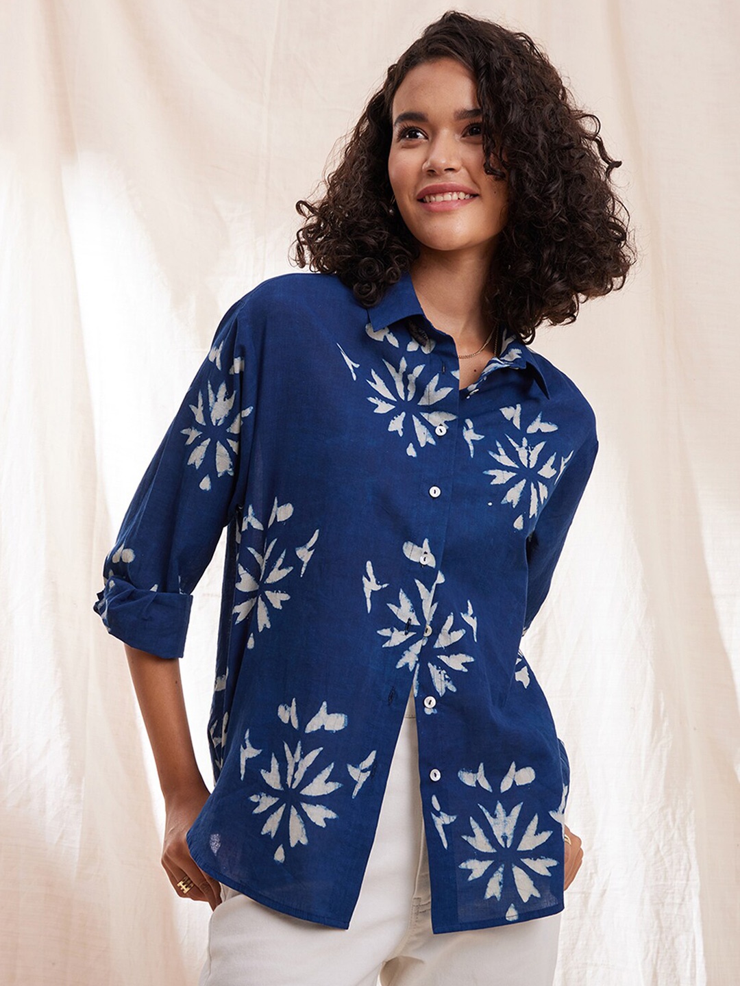 

Pink Fort Floral Printed Roll-Up Sleeves Pure Cotton Shirt Style Top, Blue