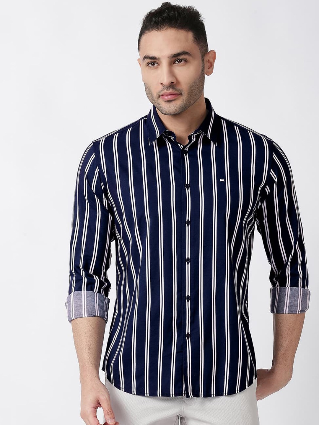 

Basics Standard Slim Fit Vertical Striped Casual Cotton Shirt, Blue