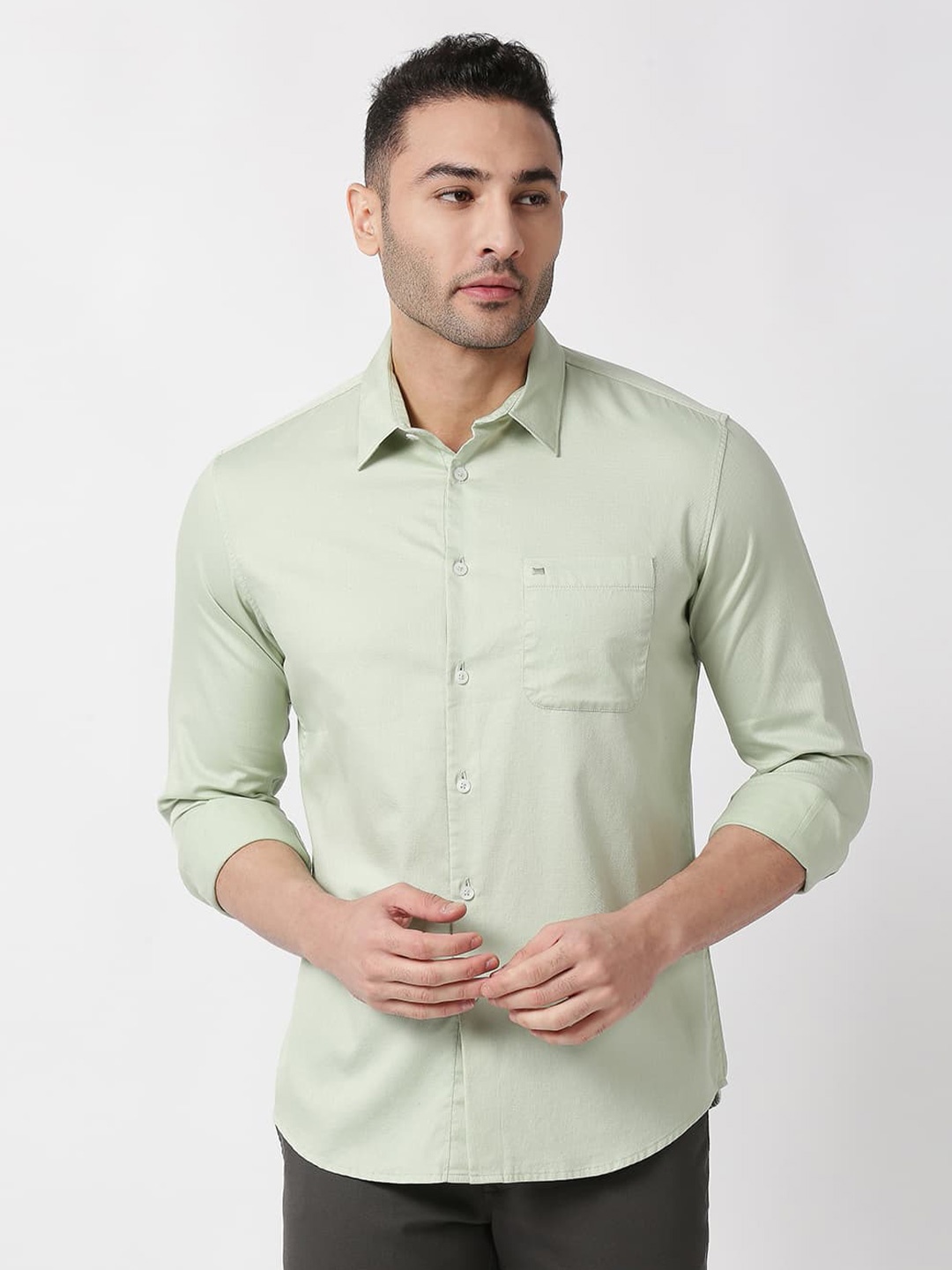 

Basics Standard Slim Fit Cotton Casual Shirt, Green