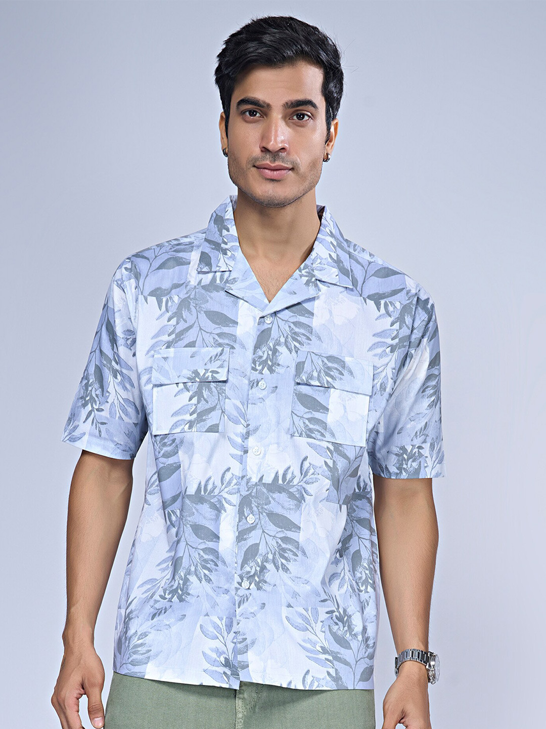 

Maniac Trim Boxy Floral Printed Cuban Collar Casual Shirt, White