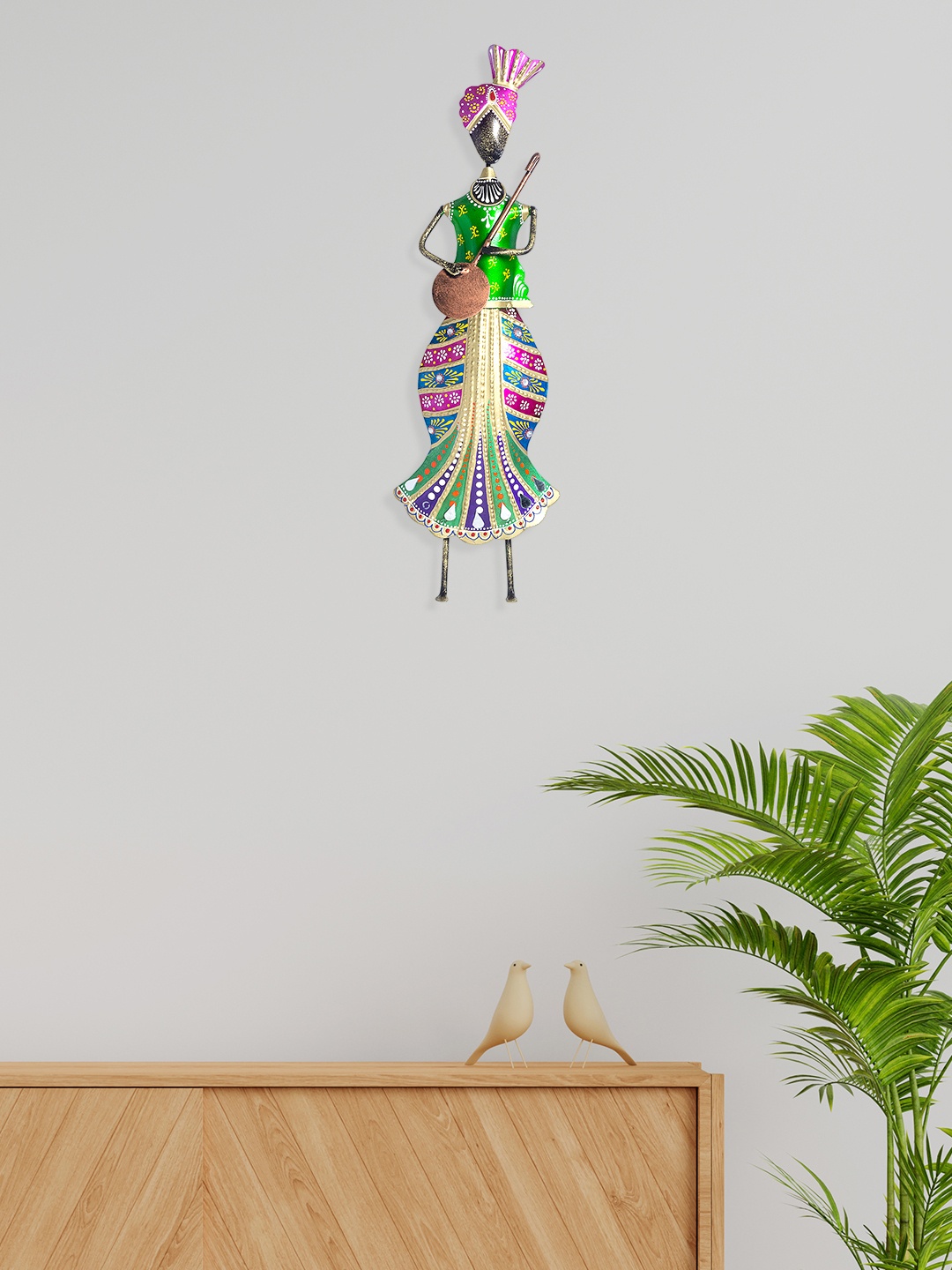 

Golden Peacock Pink & Green Metal Musician Wall Decor