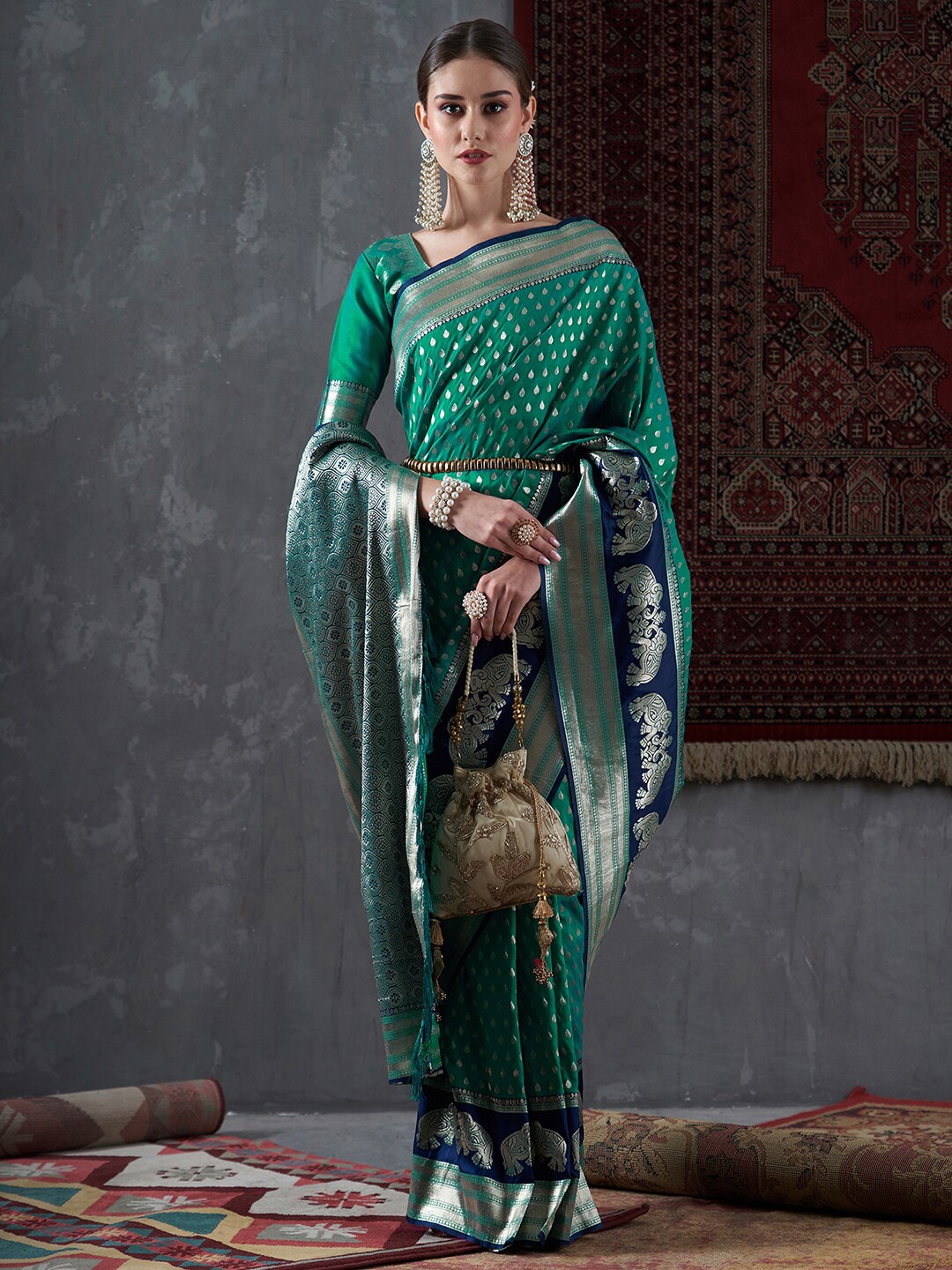 

Mitera Ethnic Motifs Woven Design Silk Blend Banarasi Saree, Sea green