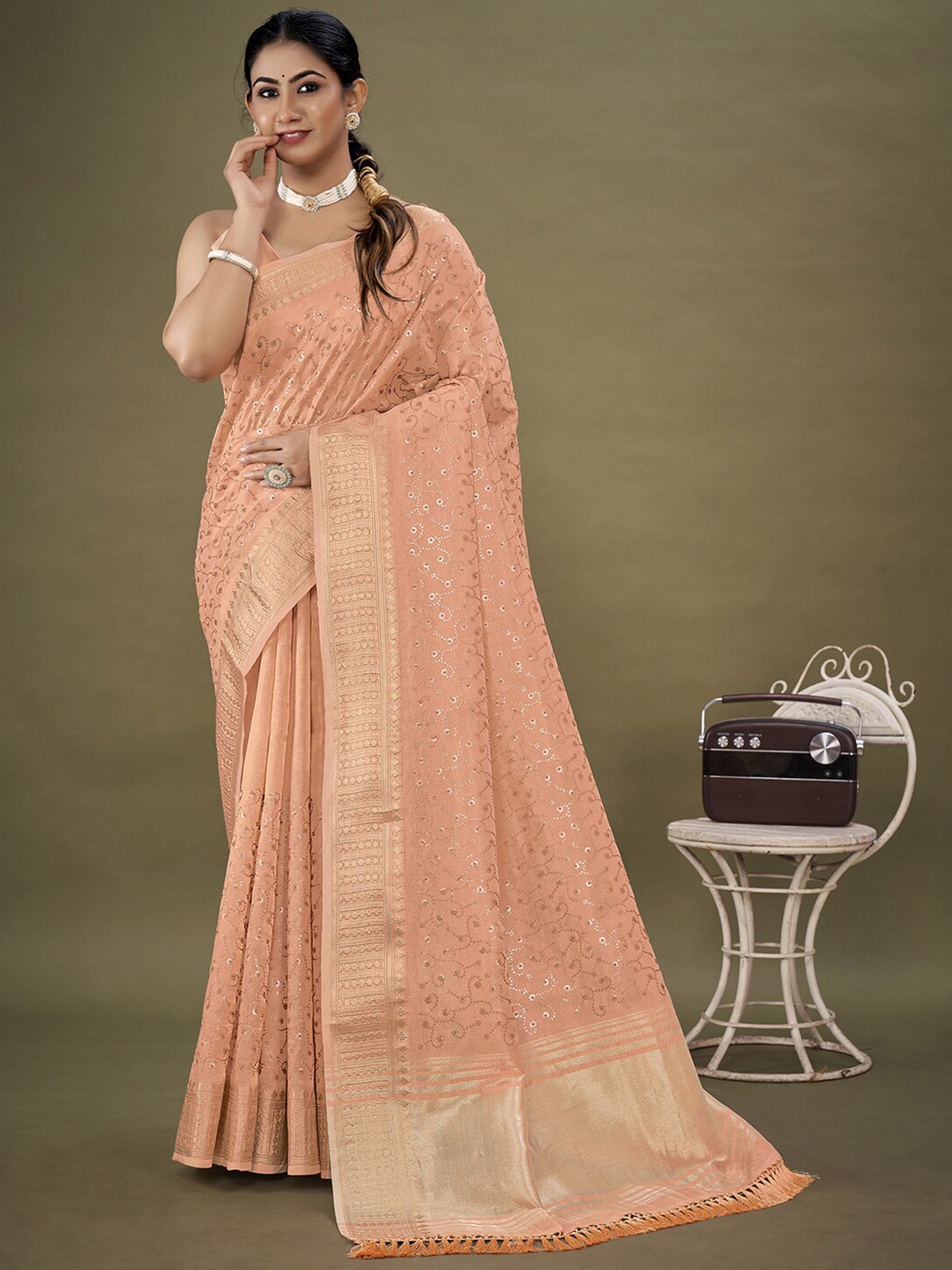 

Mitera Peach-Coloured & Gold-Toned Ethnic Motifs Embroidered Zari Organza Saree