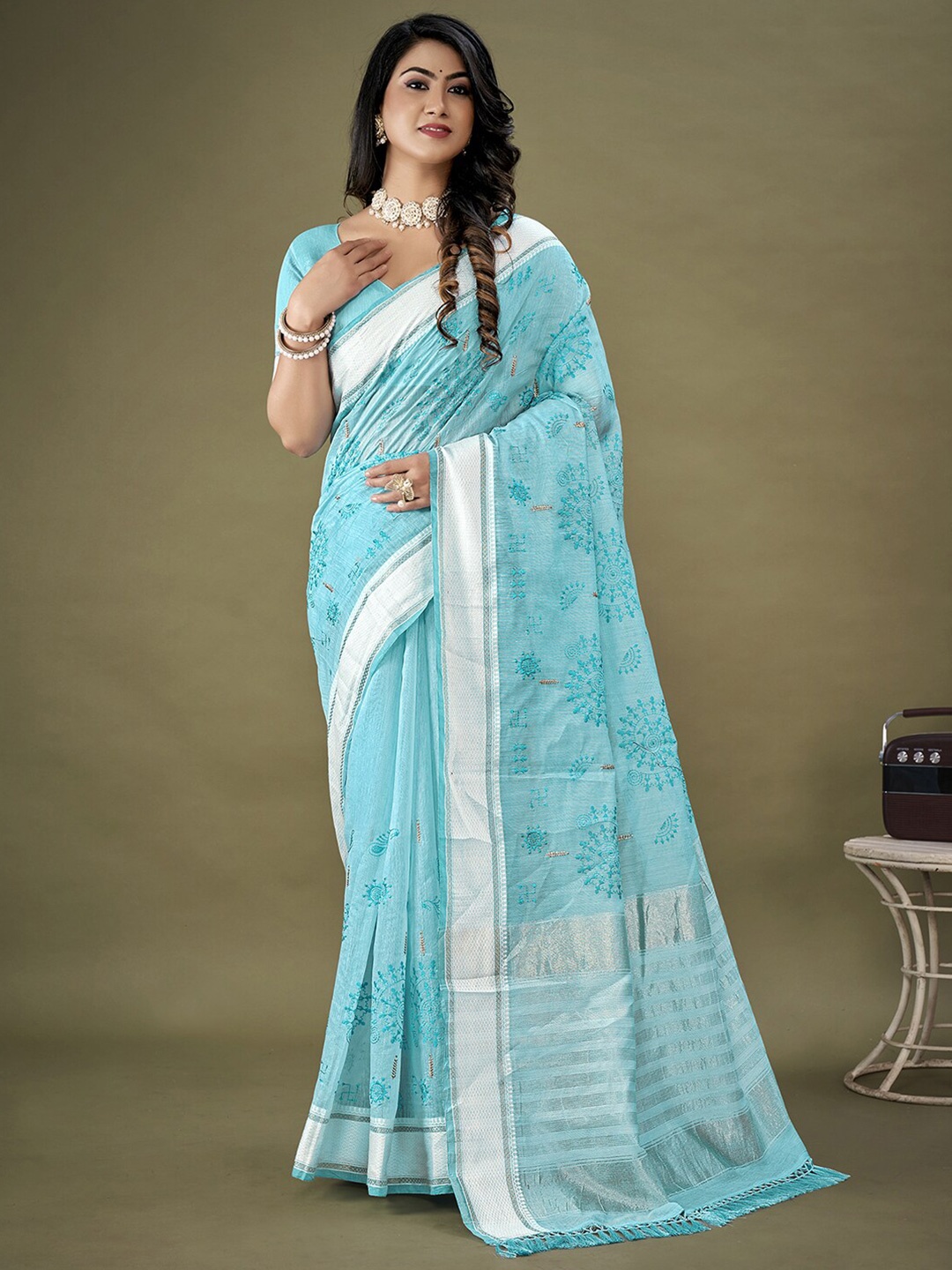 

Mitera Blue & Silver-Toned Ethnic Motifs Embroidered Zari Saree
