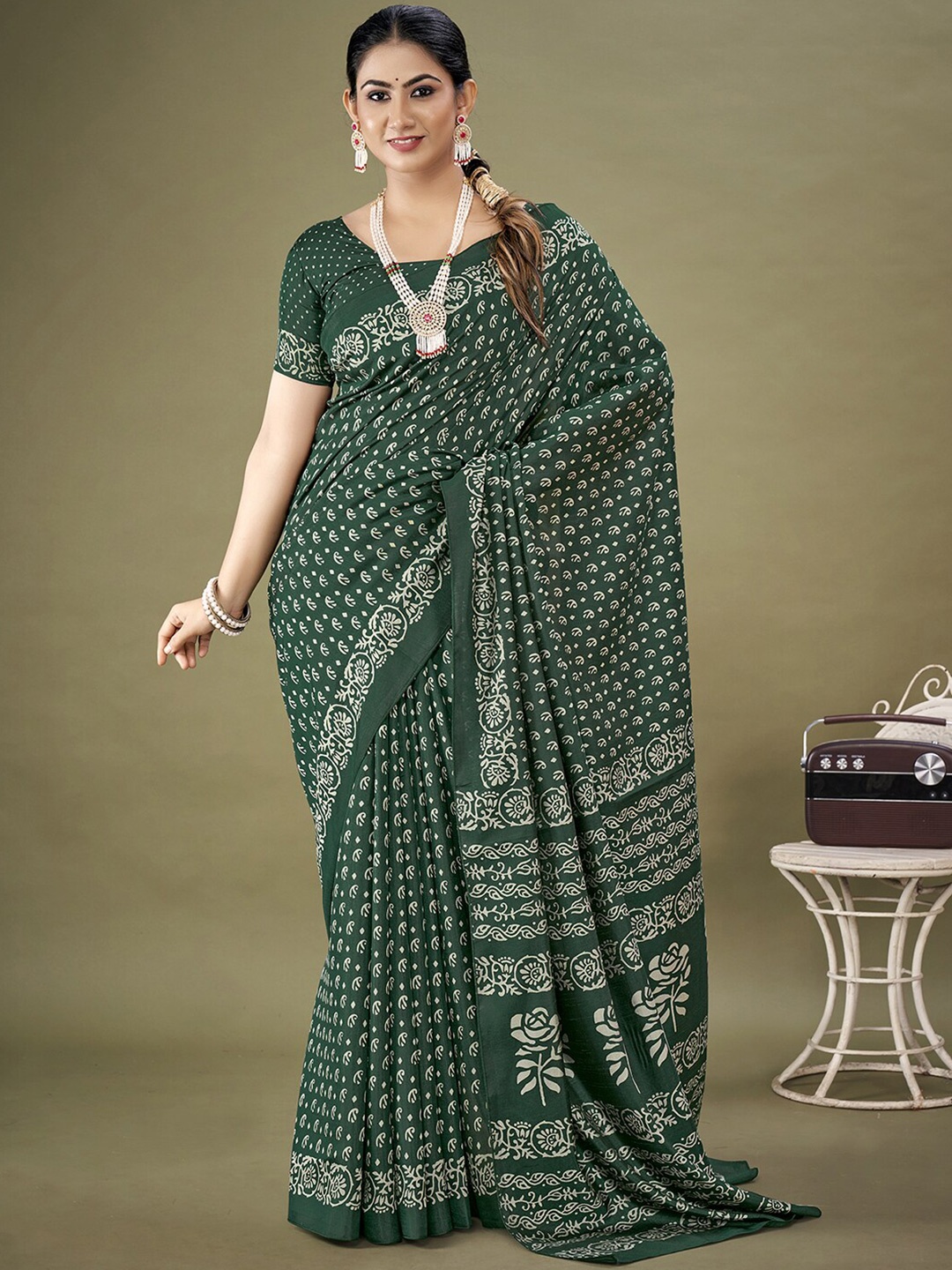 

KALINI Ethnic Motifs Printed Art Silk Dabu Saree, Green