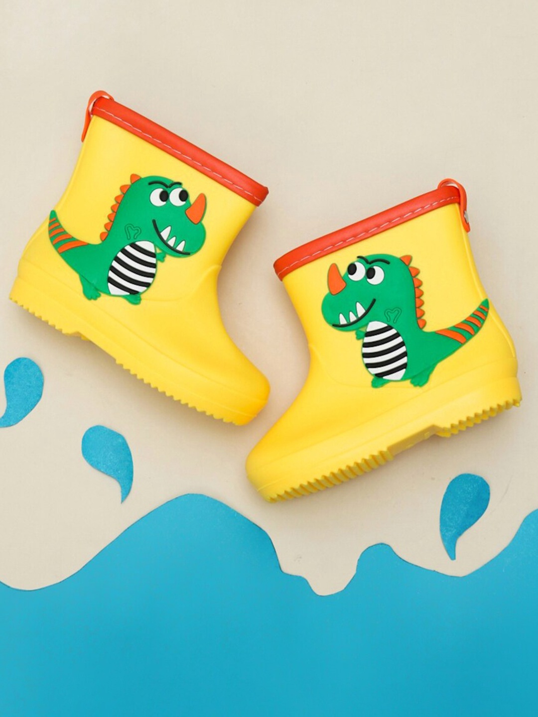 

Yellow Bee Boys Dino Applique Rain Boots