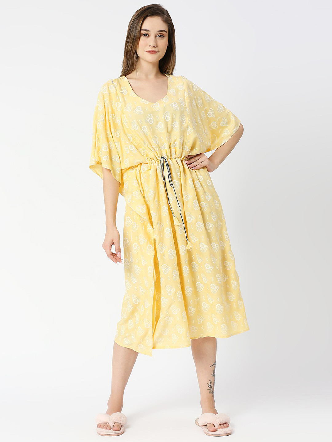 

Pretty Awesome Floral Printed Maternity Nightdress, Yellow